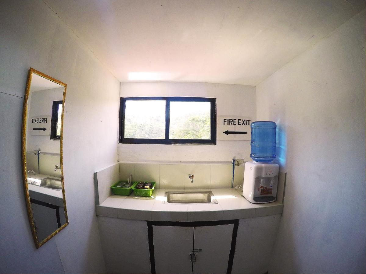 Jmp Hostel โกรอน ภายนอก รูปภาพ