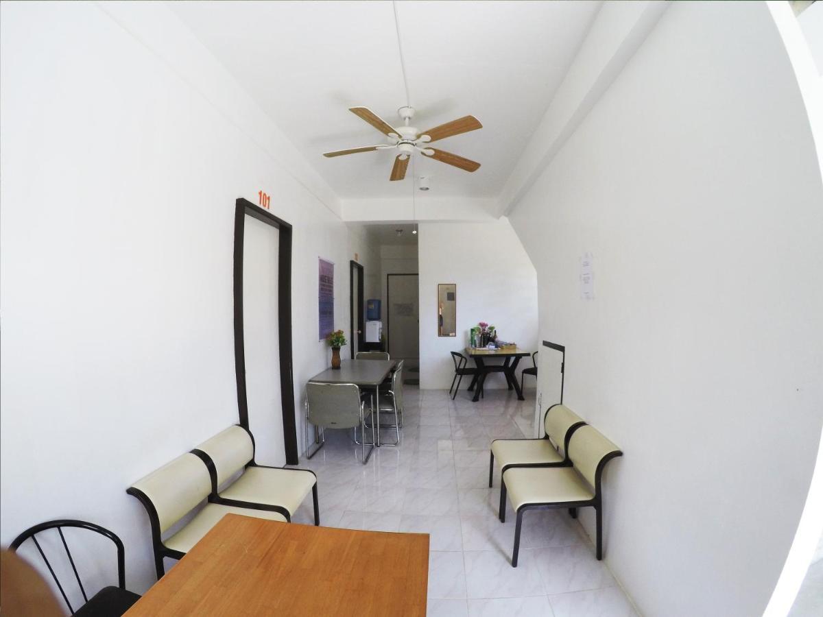 Jmp Hostel โกรอน ภายนอก รูปภาพ